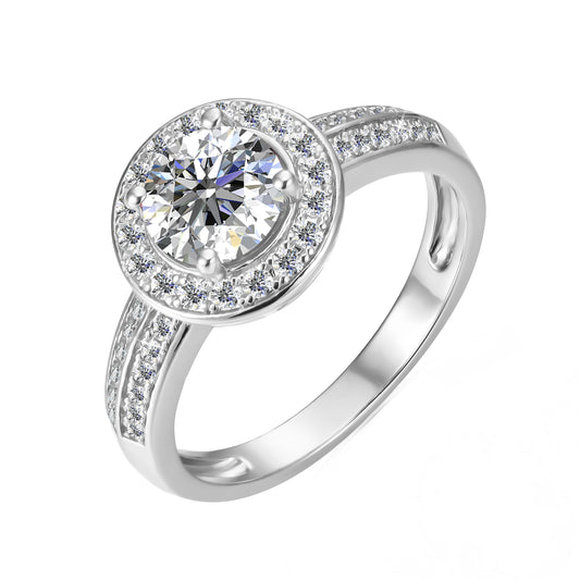 Ring Amara von Juwelenstore: Von oben betrachtet, glanzvolles Symbol zeitloser Qualität mit echtem zertifiziertem Moissanit-Diamanten. Ein Juwel der Extraklasse